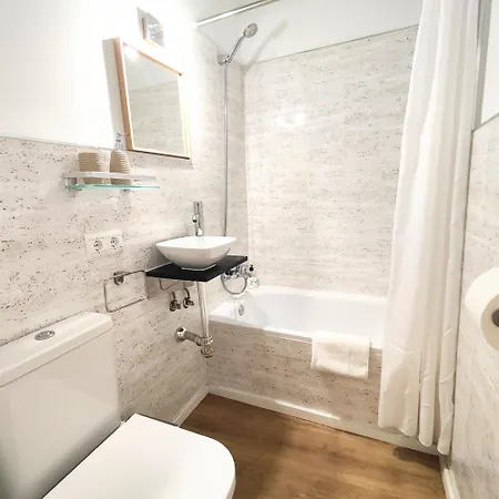 Tres Culturas Толедо