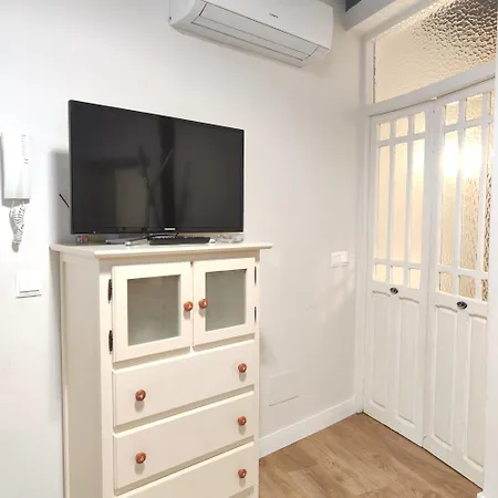 Tres Culturas Апартаменти *